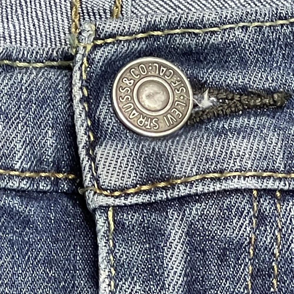 Levi's‎ Men's 559 Jeans Size 36x30 Distressed Relaxed Straight Fit